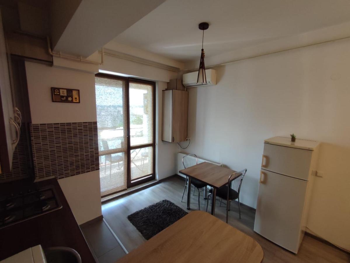 Center Flat Palas ยาช ภายนอก รูปภาพ